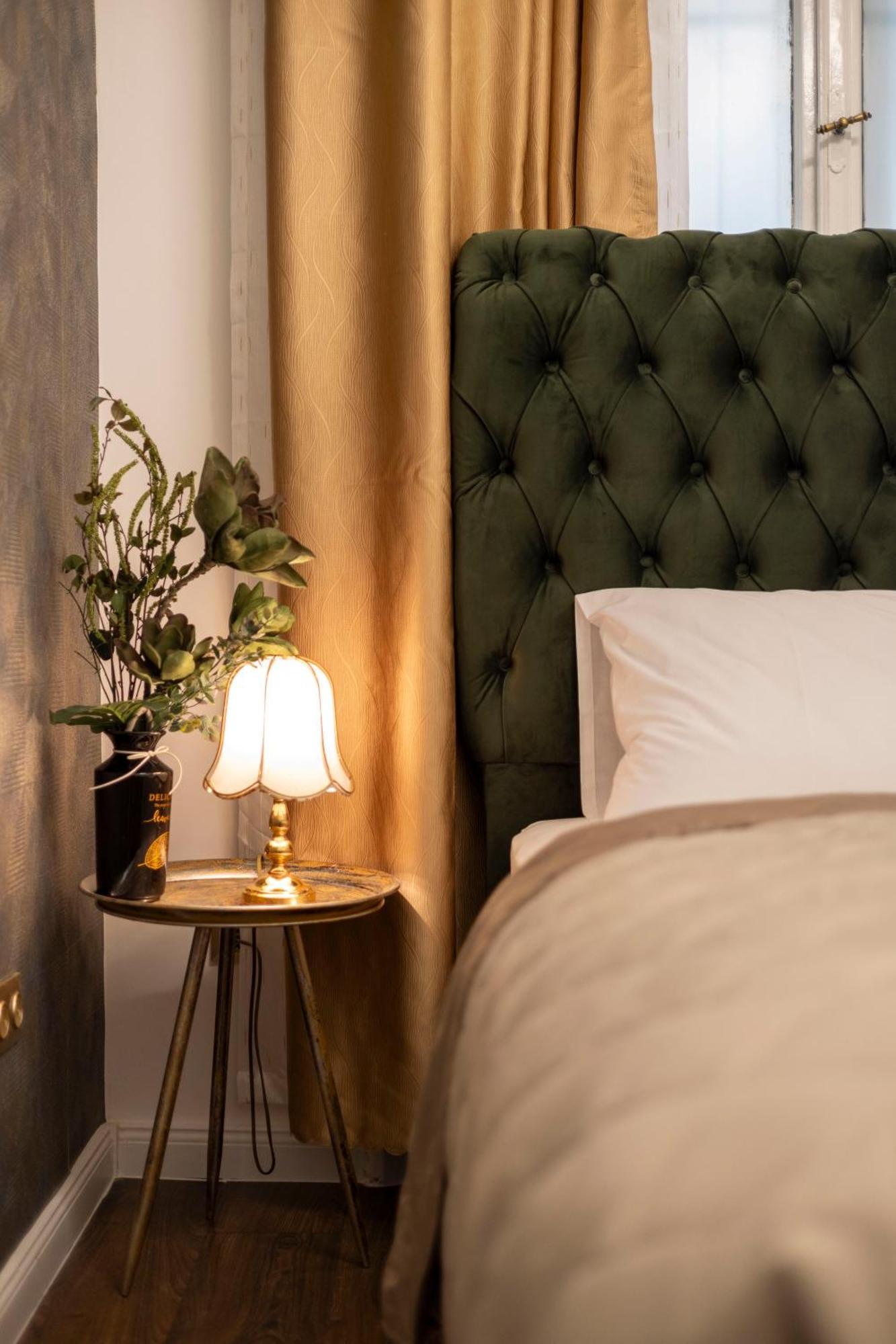 High-end Luxurious Quentin In The Heart Of * Budapeste