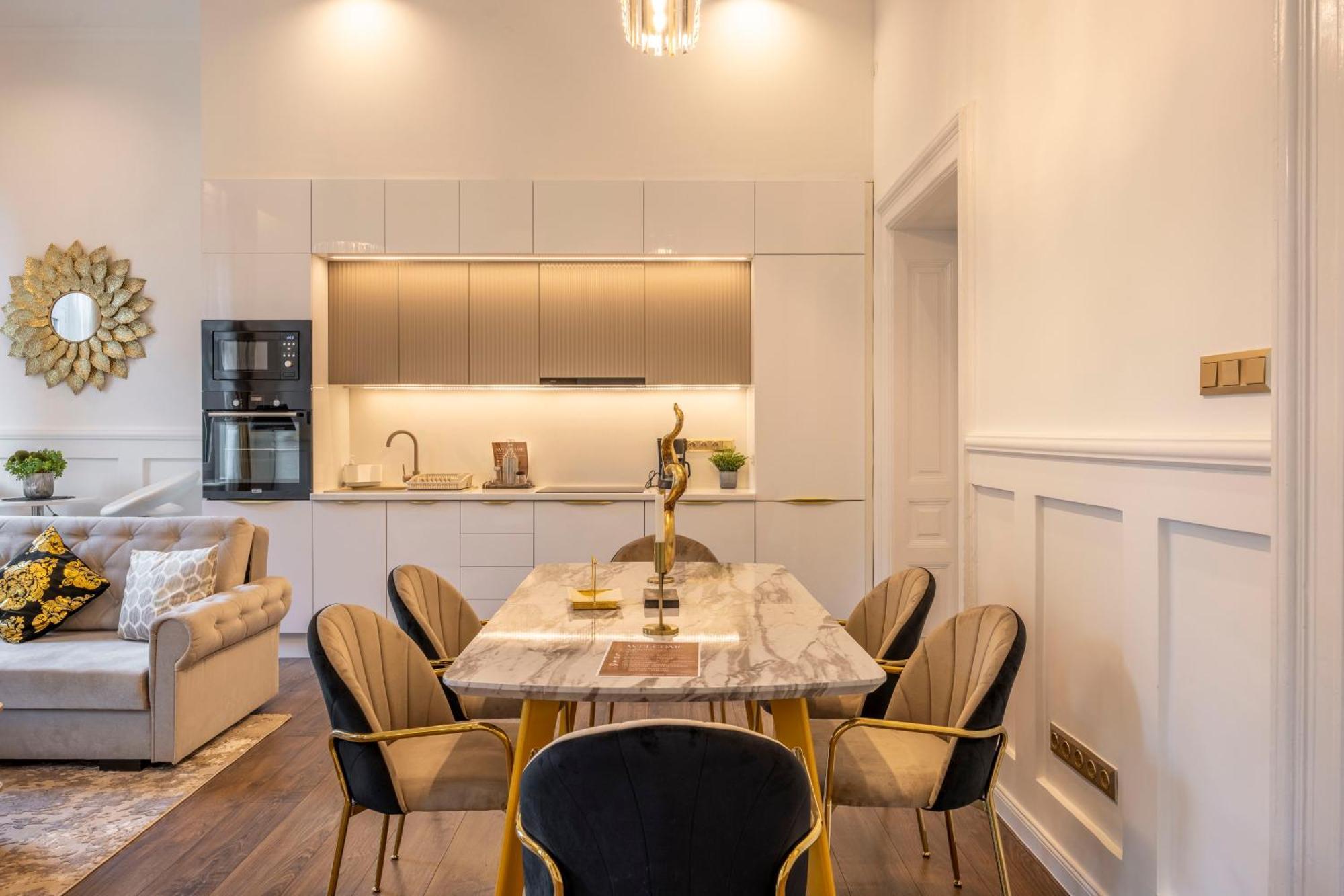 High-end Luxurious Quentin In The Heart Of Apartamento *